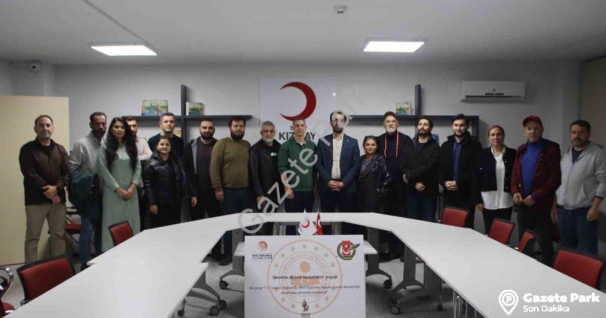 "Manisa Medya Akademisi Başladı: Gazeteciler İçin İlk Ders Yapay Zeka" başlıklı haber için fotoreali