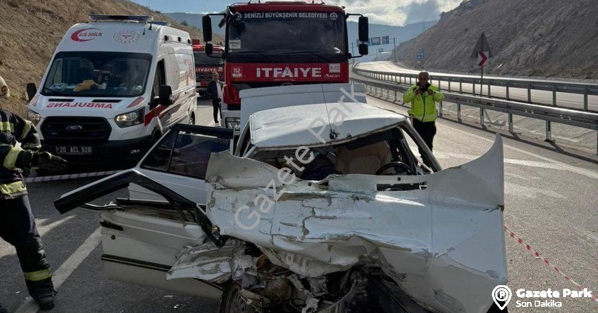 "Denizli'de Feci Kaza: Honaz Tüneli Çıkışında Can Pazarı Yaşandı" başlıklı haber için fotorealistik,
